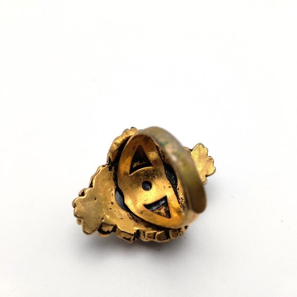 Vintage Black Lucite Cabochon Brass Ring Adjustable Size 7 - Picture 6 of 12